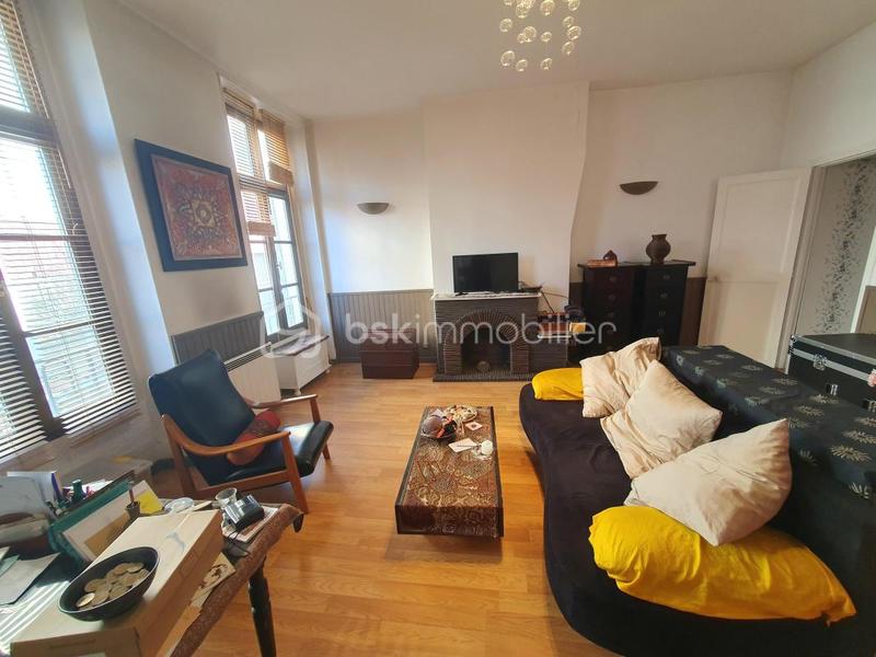 Appartement - 84 m² - 2 pièces