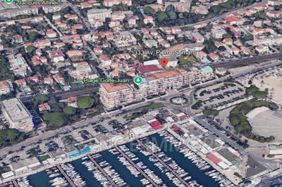 Parking / Garage - 13 m²