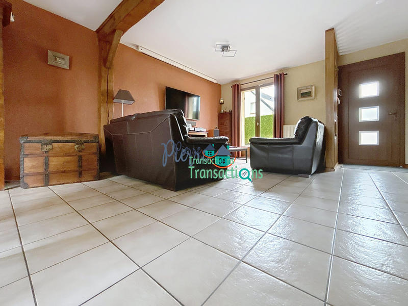 Maison - 104 m² - 5 pièces