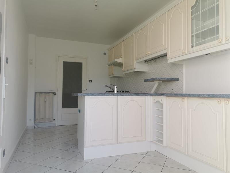 Appartement - 76 m² - 4 pièces