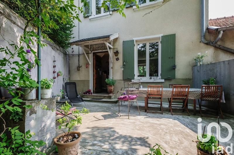 Maison - 157 m² - 6 pièces