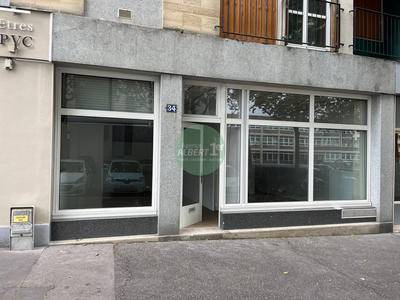 Local commercial - 54 m²