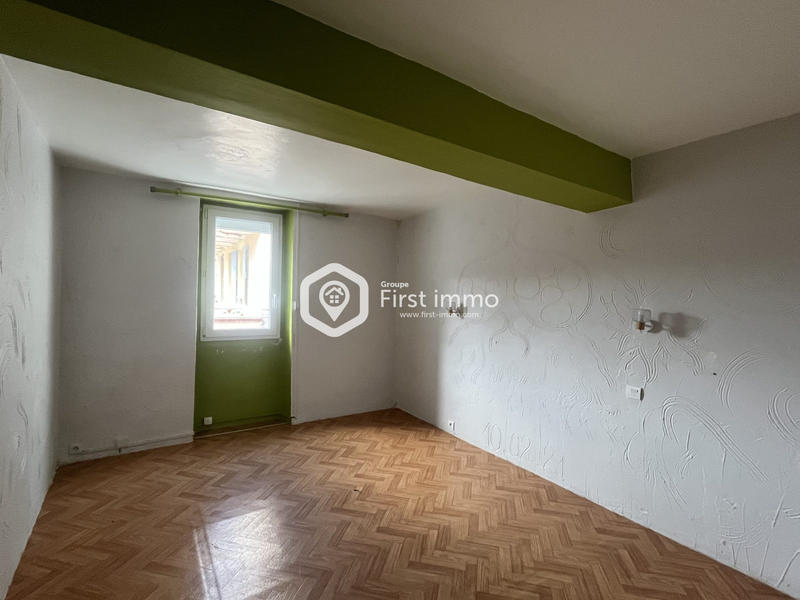 Maison - 93 m² - 5 pièces