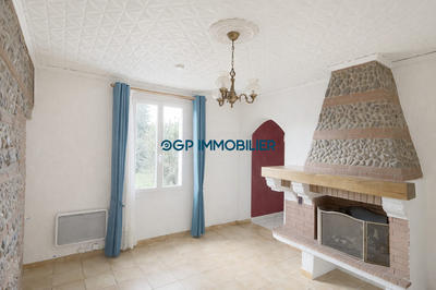 Maison - 83 m² - 6 pièces