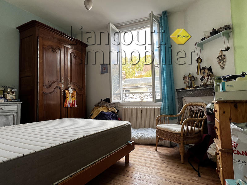 Maison - 155 m² - 8 pièces