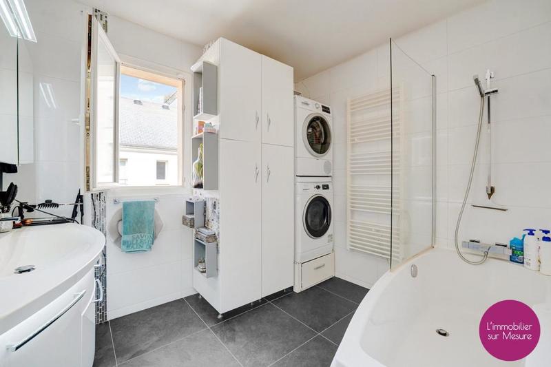 Maison - 170 m² - 5 pièces