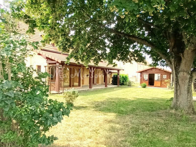 Maison - 144 m² - 6 pièces