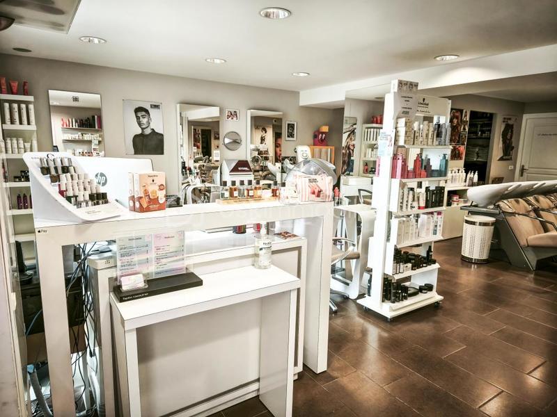 Beauté / Bien-être - 83 m²