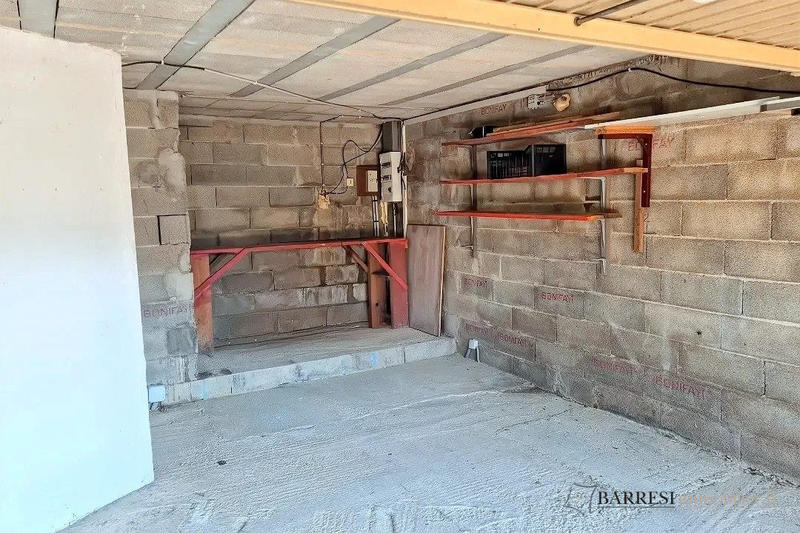 Maison traditionnelle - 90 m² - 4 pièces