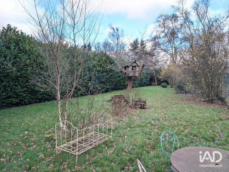 Maison - 249 m² - 7 pièces