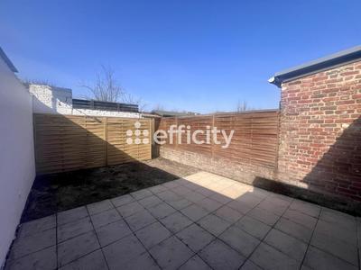 Maison - 85 m² - 5 pièces