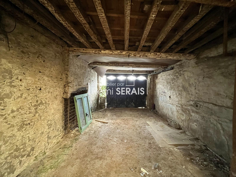 Appartement - 180 m² - 1 pièce