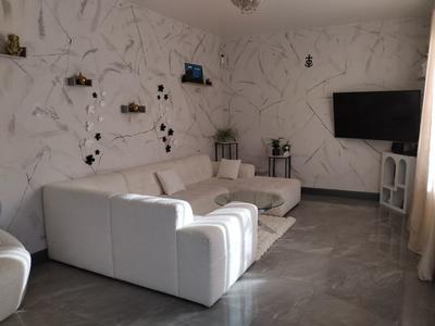 Maison - 113 m² - 7 pièces