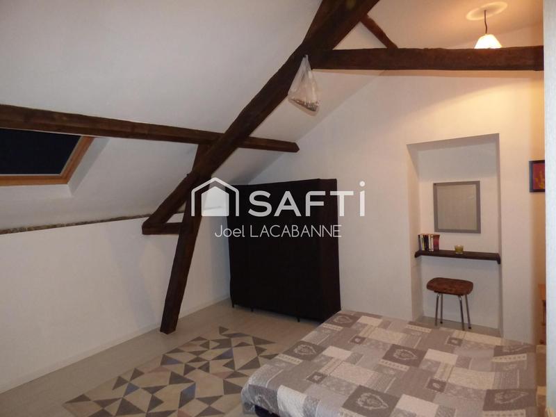 Maison - 200 m² - 6 pièces