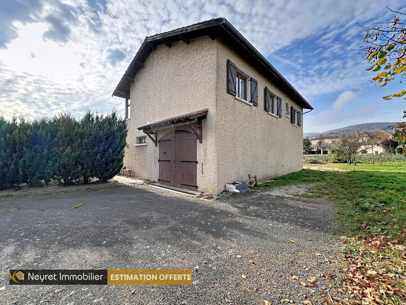 Maison - 93 m² - 4 pièces