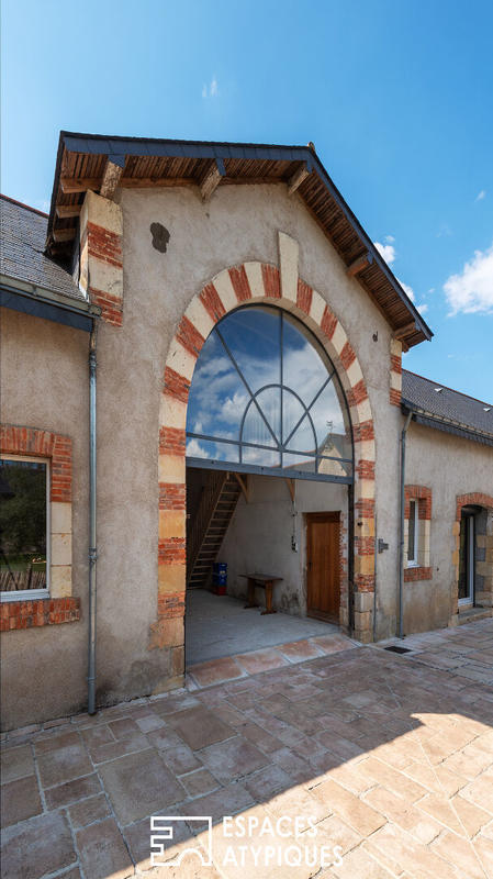 Maison - 481 m² - 12 pièces