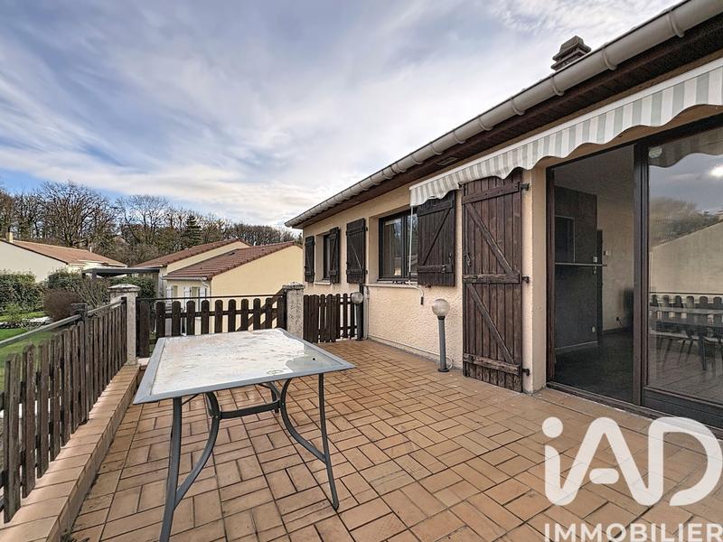 Maison - 90 m² - 5 pièces