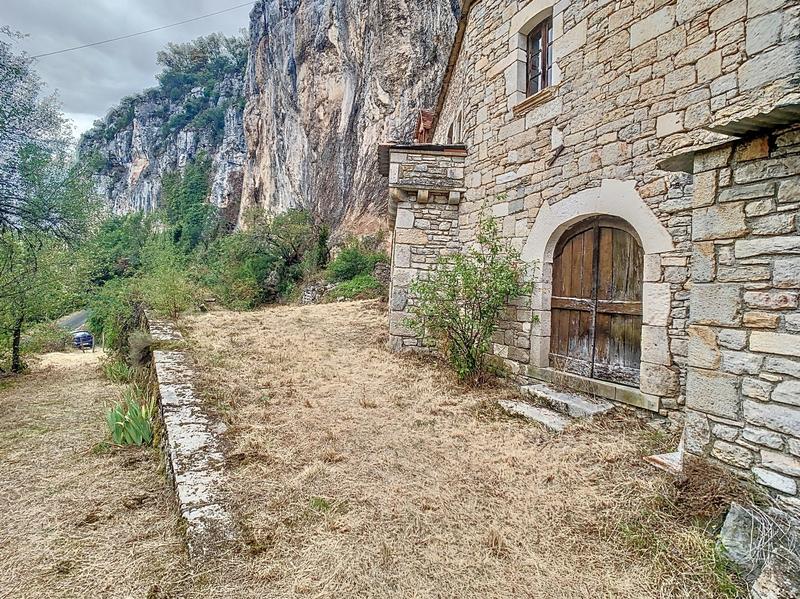 Maison - 100 m² - 3 pièces