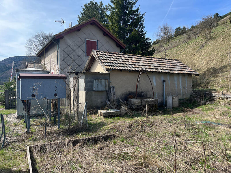 Maison - 64 m² - 4 pièces