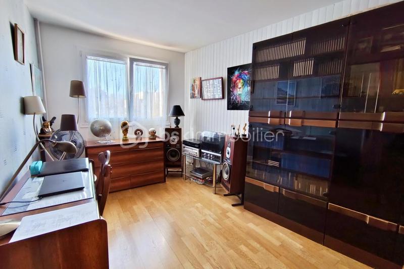 Appartement - 103 m² - 5 pièces