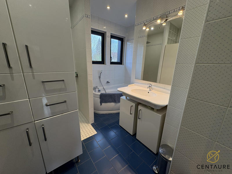 Maison - 144 m² - 7 pièces