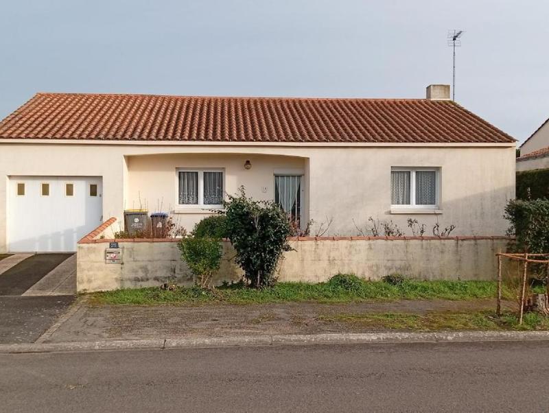 Maison - 90 m² - 5 pièces
