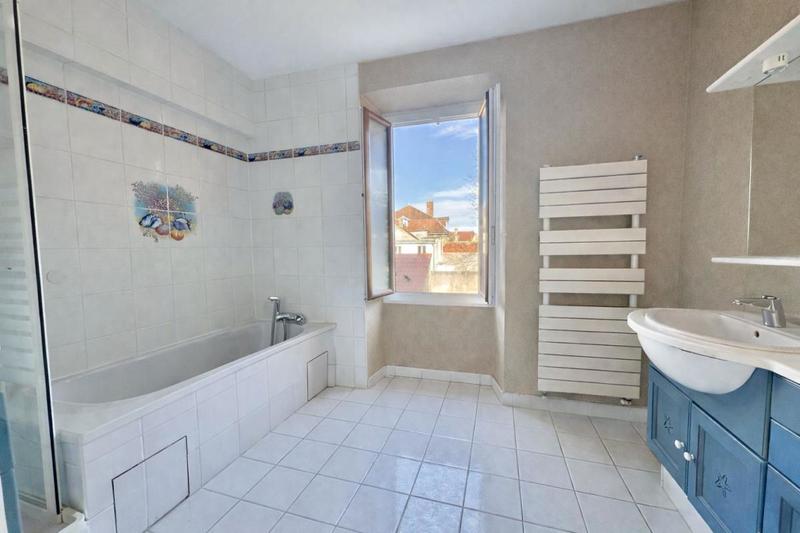 Maison de ville - 73 m² - 3 pièces