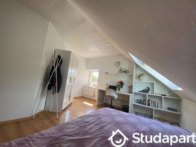 Chambre - 11 m² - 1 pièce