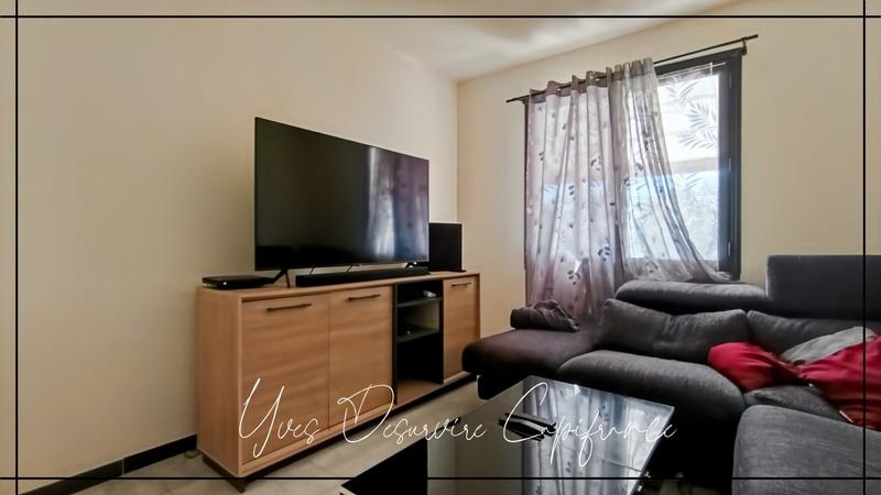 Maison - 102 m² - 4 pièces