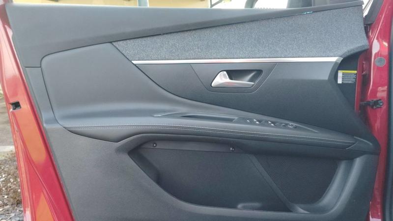 Peugeot 3008 II 1.6 Thp 165 Eat6 Allure