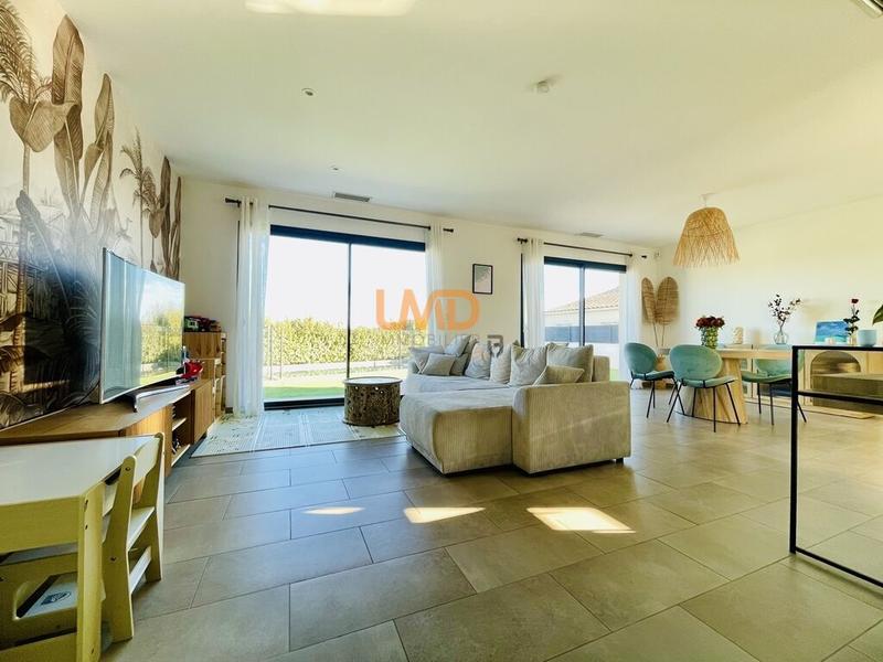 Maison - 104 m² - 4 pièces