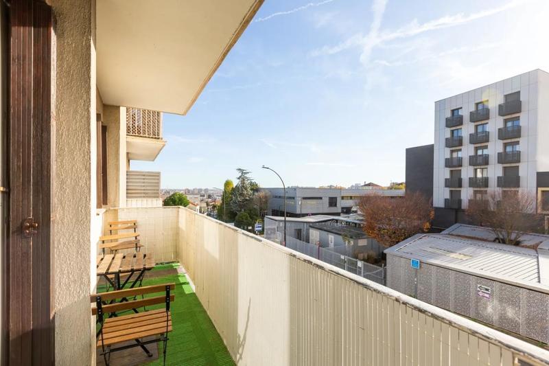 Appartement - 64 m² - 4 pièces