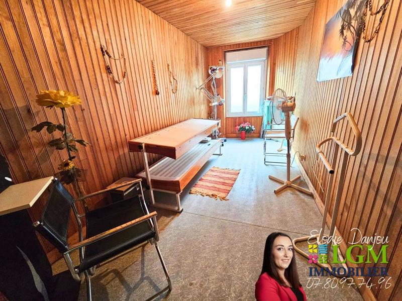 Beauté / Bien-être - 137 m²