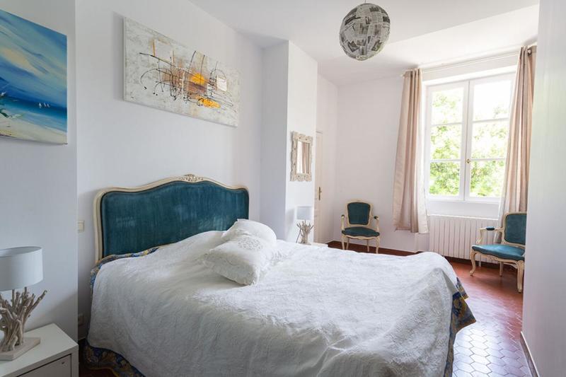 Maison - 267 m² - 9 pièces