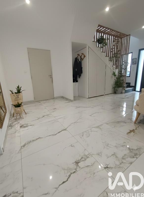 Maison - 151 m² - 6 pièces