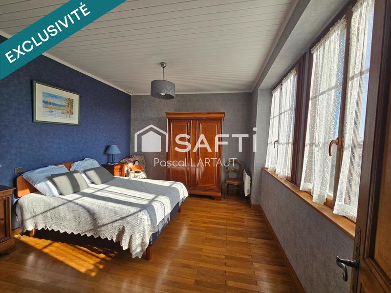 Maison - 230 m² - 5 pièces