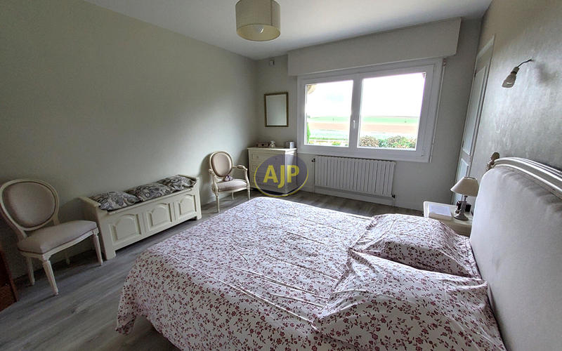 Maison - 178 m² - 7 pièces