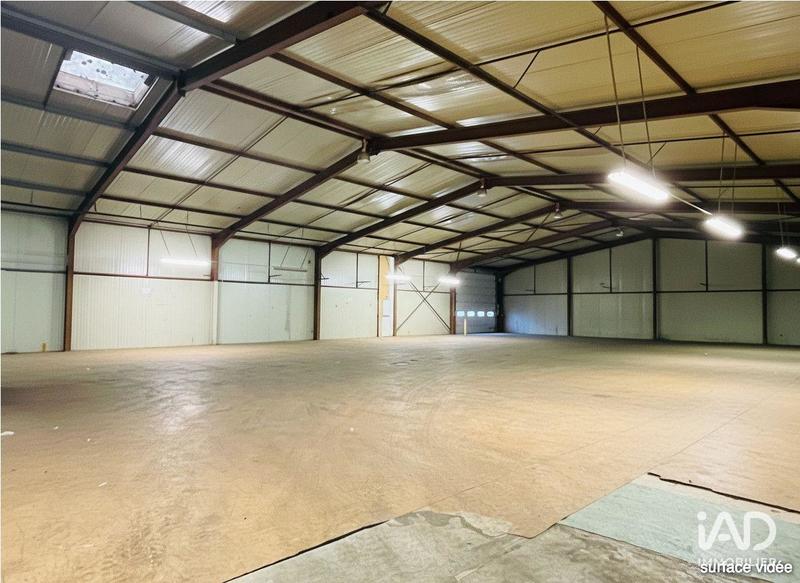 Local commercial - 1 100 m²