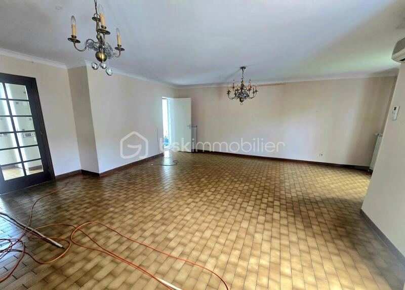 Maison - 140 m² - 6 pièces