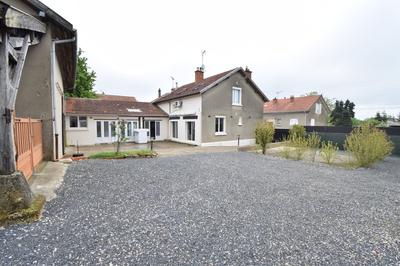 Maison - 144 m² - 5 pièces