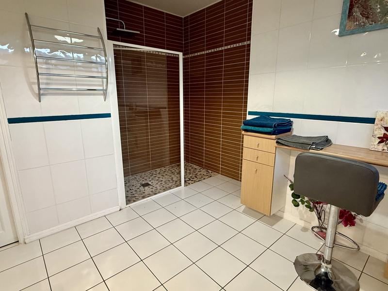 Maison - 194 m² - 5 pièces