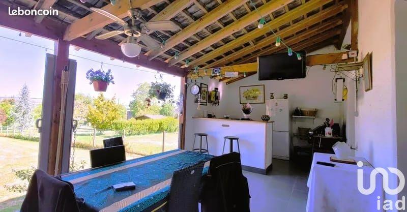 Maison - 98 m² - 4 pièces