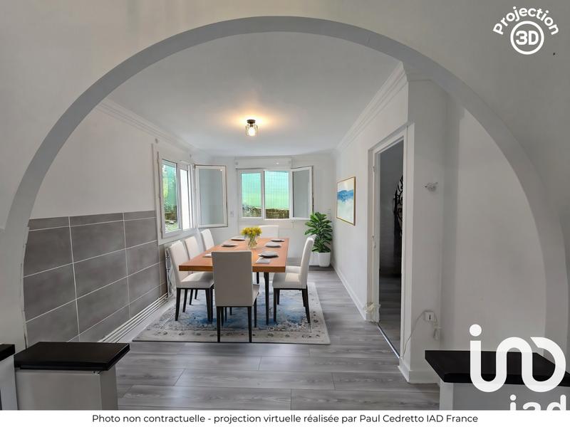 Maison - 93 m² - 5 pièces