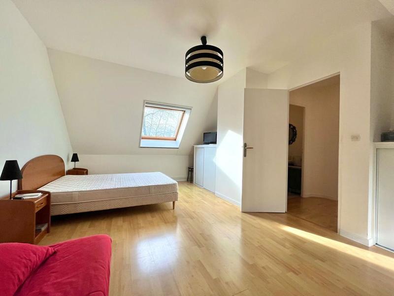 Maison - 121 m² - 4 pièces