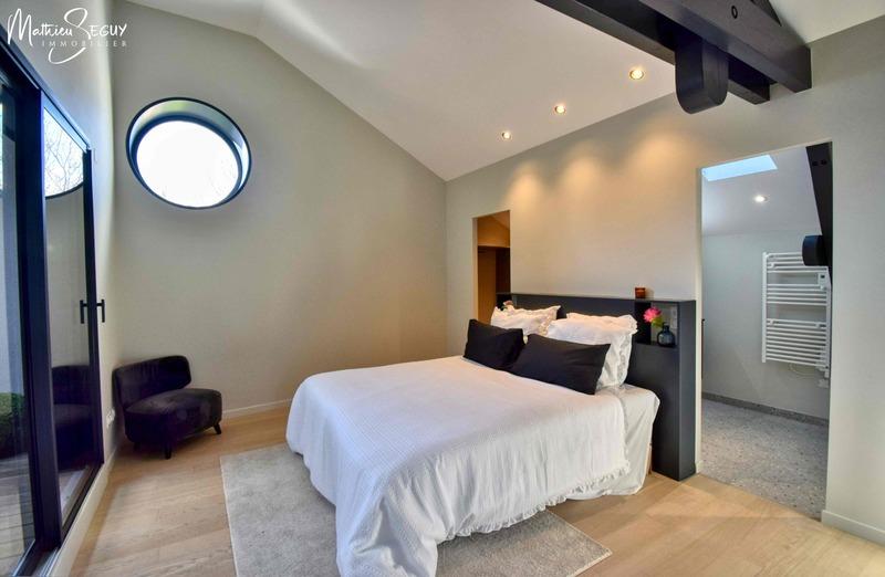 Loft - 114 m² - 4 pièces