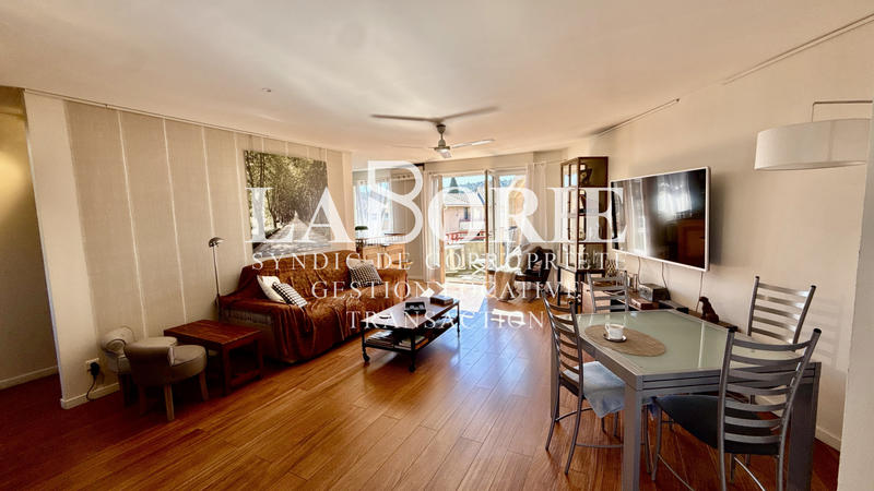 Appartement - 70 m² - 3 pièces