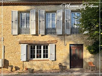 Maison en pierre - 200 m² - 7 pièces