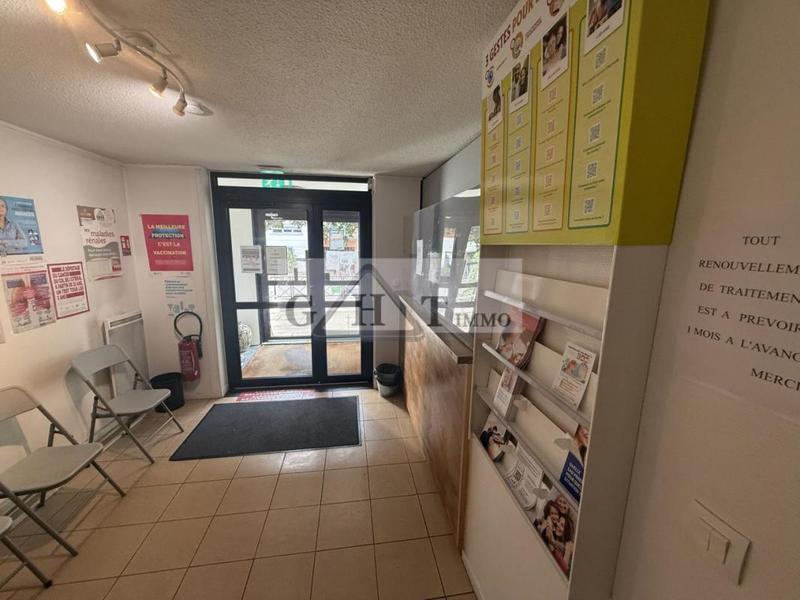 Local commercial - 250 m²