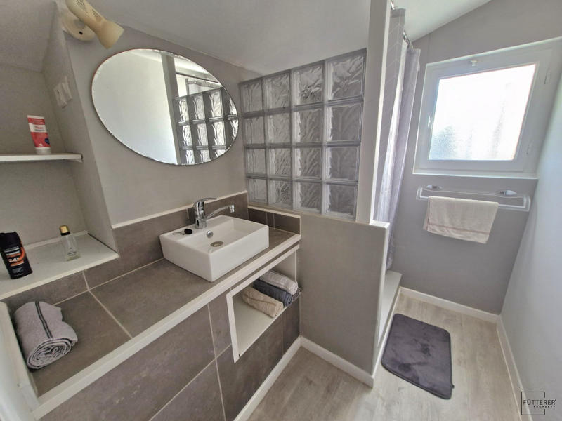 Villa - 181 m² - 6 pièces