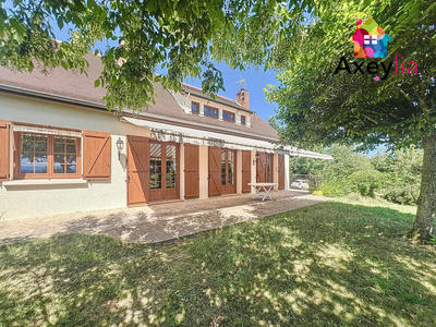 Maison - 172 m² - 9 pièces